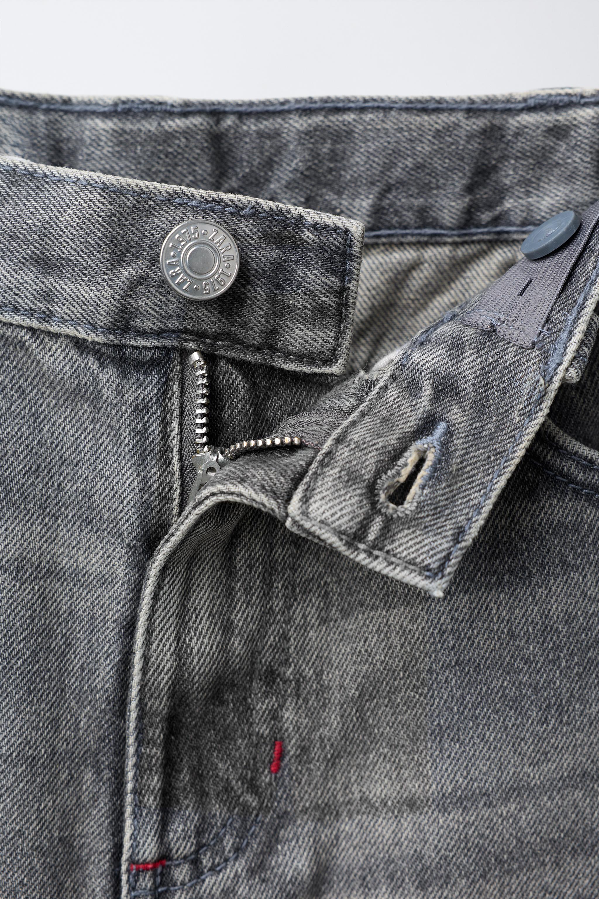 EMBROIDERED WIDE LEG JEANS